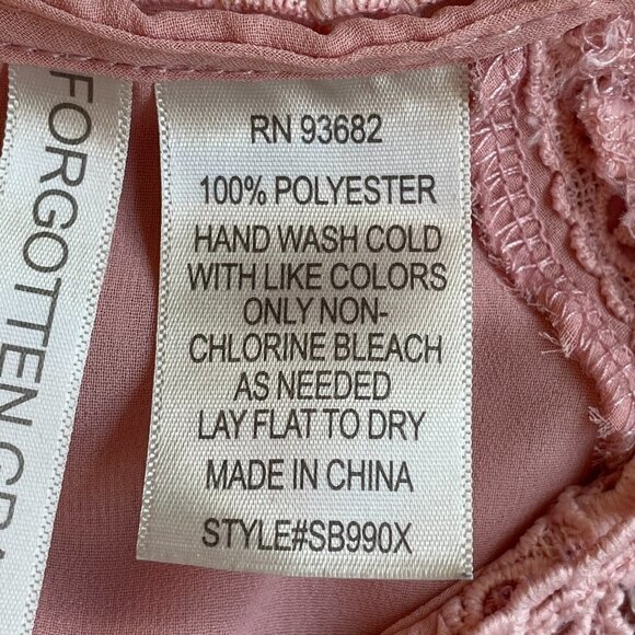 Forgotten Grace Mauve Sleeveless Top has Crocheted Lace Cap Sleeves Plus Size 1X - Picture 8 of 8